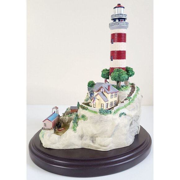 Lenox Light At Independence Point Lighthouse Porcelain Sculpture Figure w/ Box - Picture 5 of 16